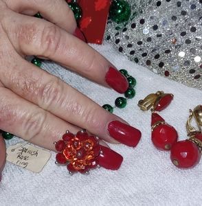 Clip-on Red Vintage Earrings + FREE GIFT